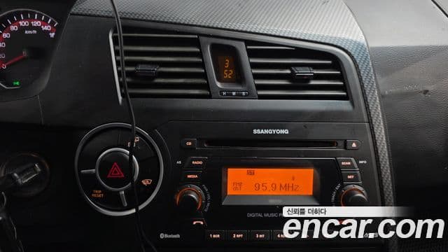 KG모빌리티(SsangYong) Korando Sport Club, 2016 15