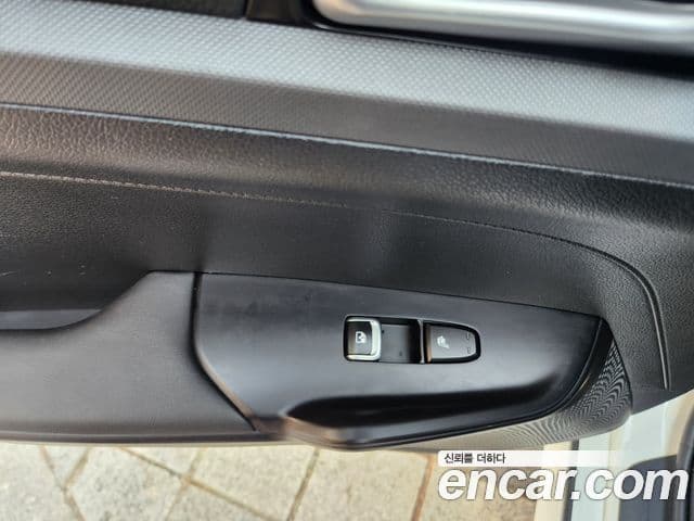 Kia K5 гибрид 3세대 Trendy, 2022 13