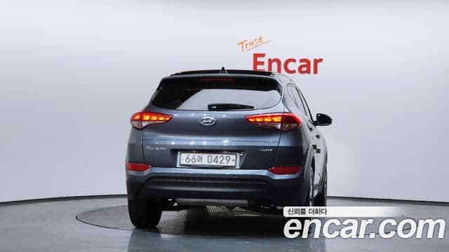 Hyundai All New Tucson Modern, 2016 4