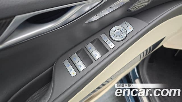 Genesis G80 (RG3) бензин 2.5 турбо AWD, 2022 14