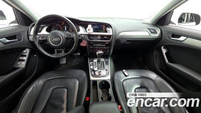 Audi New A4 B8, 2015 7