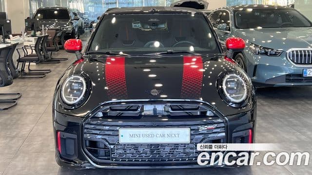 Mini Cooper S кабриолет 4세대 JCW, 2025 3