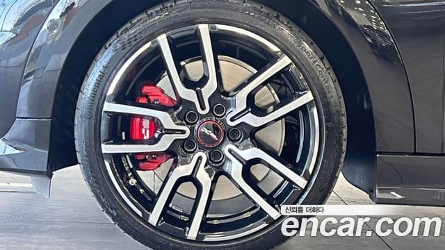 Mini Cooper S кабриолет 4세대 JCW, 2025 все фото