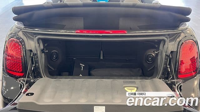 Mini Cooper S кабриолет 4세대 JCW, 2025 20