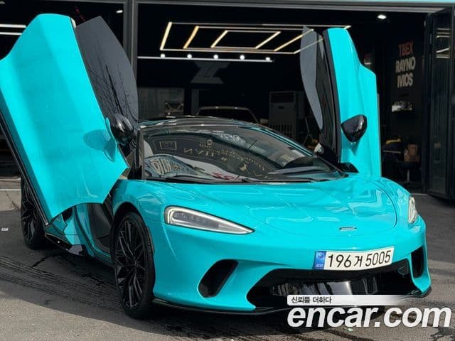 맥라렌 GT, 2022 1