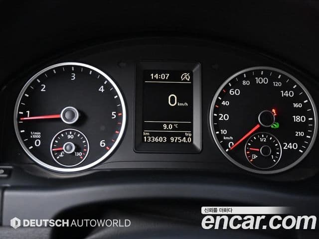 Volkswagen New Tiguan 5N, 2015 8