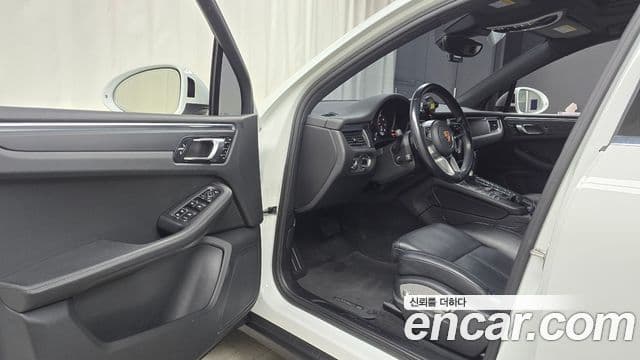 Porsche Macan 95B, 2018 10