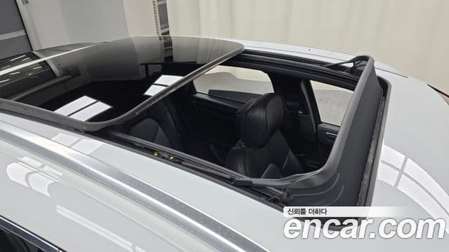 Porsche Macan 95B, 2018 16