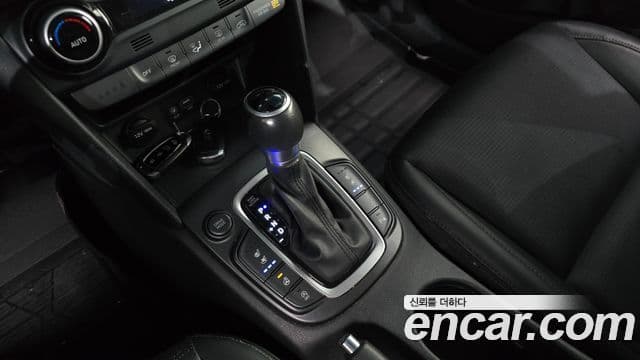 Hyundai Kona Modern Art, 2018 9