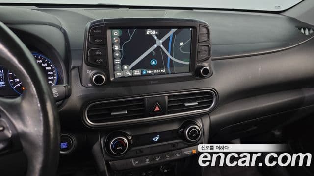 Hyundai Kona Modern Art, 2018 14