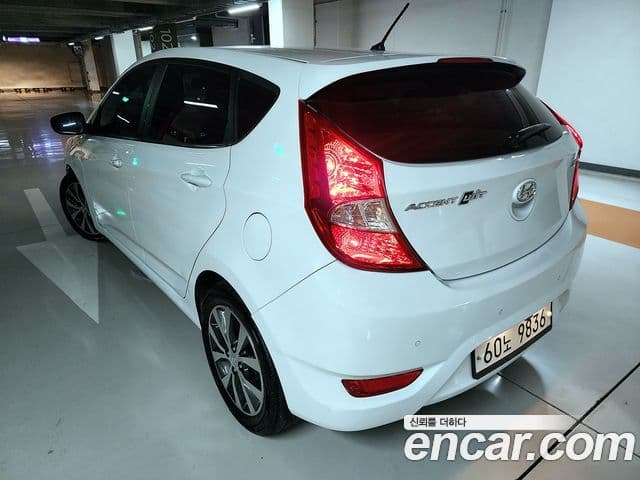 Hyundai Accent(новый кузов / новое поколение) Premium, 2015 все фото