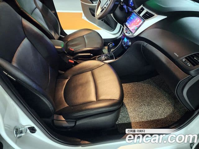 Hyundai Accent(новый кузов / новое поколение) Premium, 2015 15