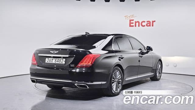 Genesis EQ900 Luxury, 2018 2