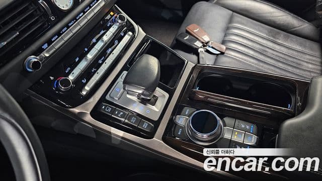 Genesis EQ900 Luxury, 2018 9