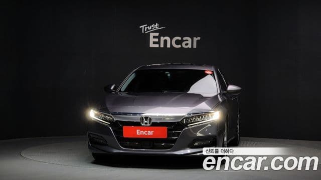 Honda Accord 10세대 1.5 турбо, 2019 3