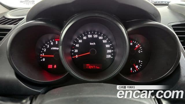 Kia Soul люксовая версия, 2009 8