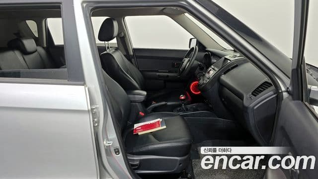 Kia Soul люксовая версия, 2009 11