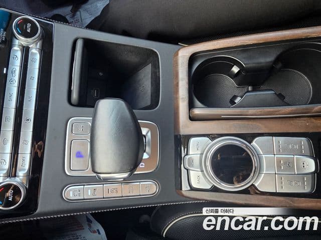 Genesis G90 Prestige, 2019 13