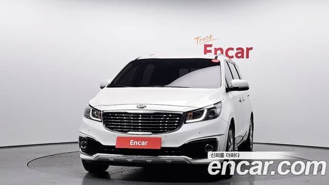 Kia All New Carnival VIP, 2016 3