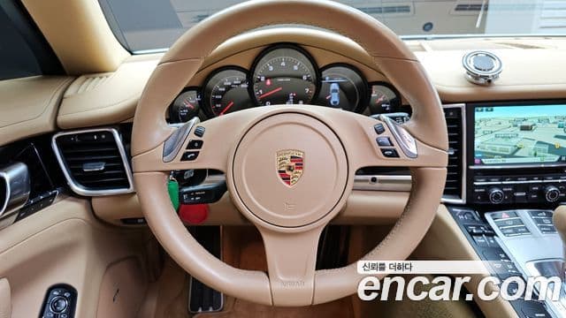 Porsche Panamera 970, 2015 13