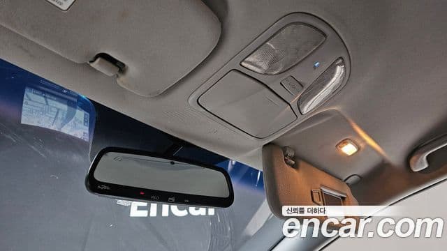 Hyundai YF Sonata LPI Premier(для людей с инвалидностью), 2010 16