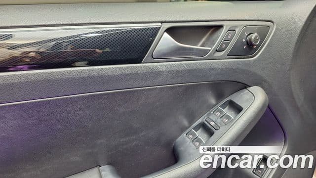 Volkswagen New Jetta 6세대, 2015 11