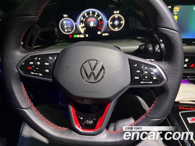 Volkswagen Гольф 8세대 2.0 GTI, 2023 9
