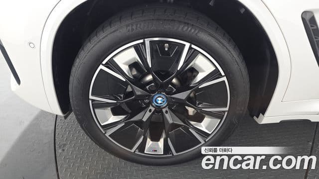 BMW iX3 M Sport, 2024 все фото