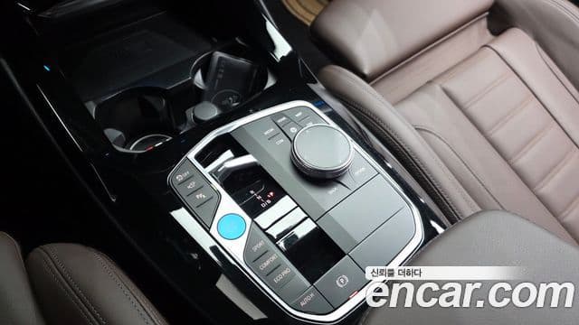 BMW iX3 M Sport, 2024 9