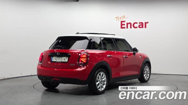 Mini Cooper 3세대, 2021 2