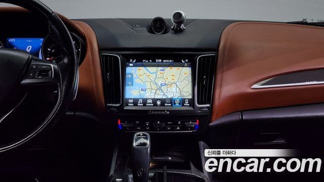 Maserati Levante 3.0 AWD GranSport, 2019 14