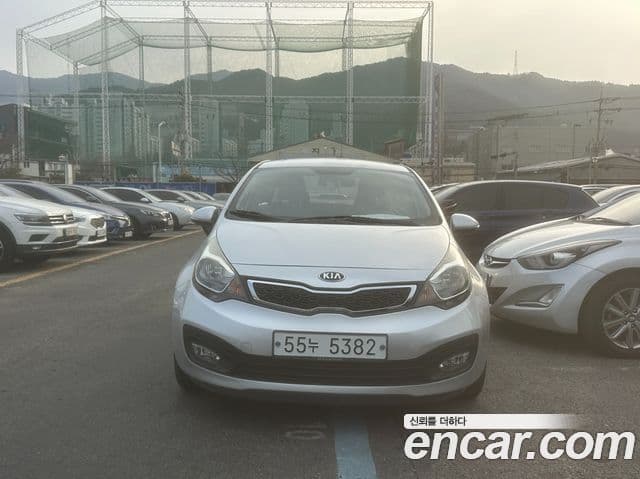 Kia All New Pride Deluxe, 2014 2