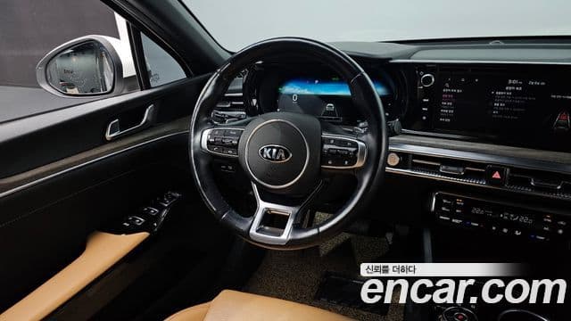 Kia K5 гибрид 3세대 Noblesse, 2020 13