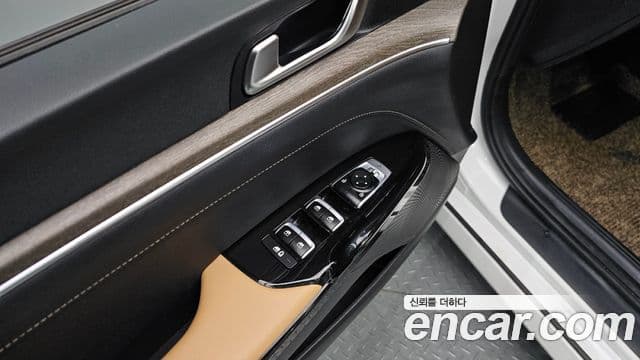 Kia K5 гибрид 3세대 Noblesse, 2020 15