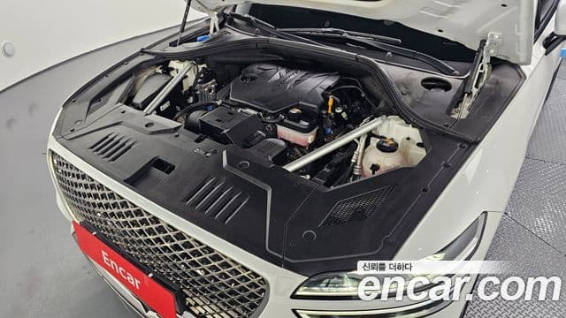 Genesis GV70, 2021 6