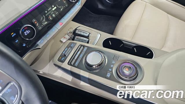 Genesis GV70, 2021 9