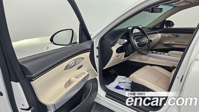 Genesis GV70, 2021 10