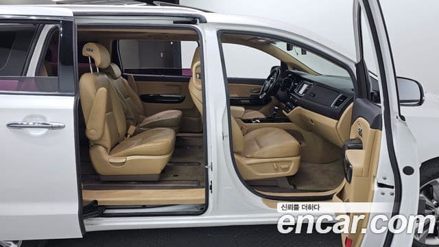 Kia All New Carnival Prestige, 2017 11