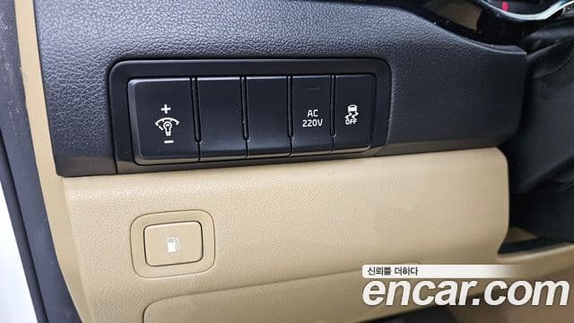 Kia All New Carnival Prestige, 2017 13