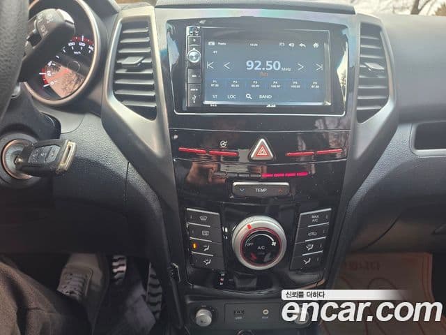 KG모빌리티(SsangYong) Tivoli Air дизель AX 2WD, 2019 12