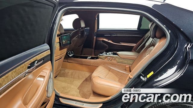 Genesis G90 лимузин Prestige, 2019 12