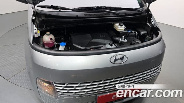 Hyundai Staria Modern, 2023 6