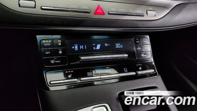 Hyundai The / новый New Grandeur IG Premium, 2021 17