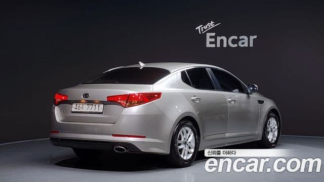 Kia K5 2.0 Deluxe, 2011 2