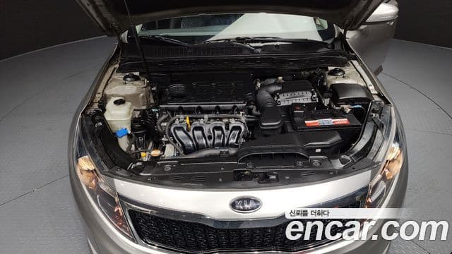 Kia K5 2.0 Deluxe, 2011 6