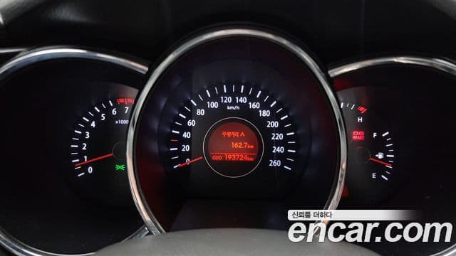 Kia K5 2.0 Deluxe, 2011 8