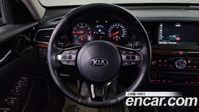 Kia All New K7 Prestige, 2016 15