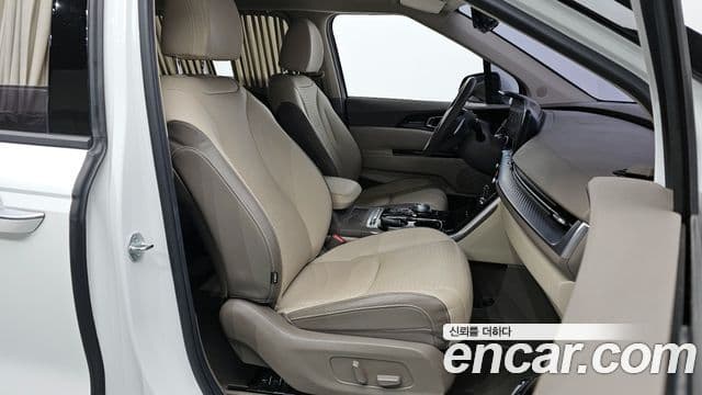 Kia Carnival 4세대 Signature, 2023 10