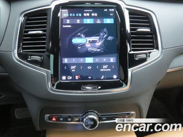 Volvo XC90 2세대 T8 Ultimate Bright гибрид, 2024 16