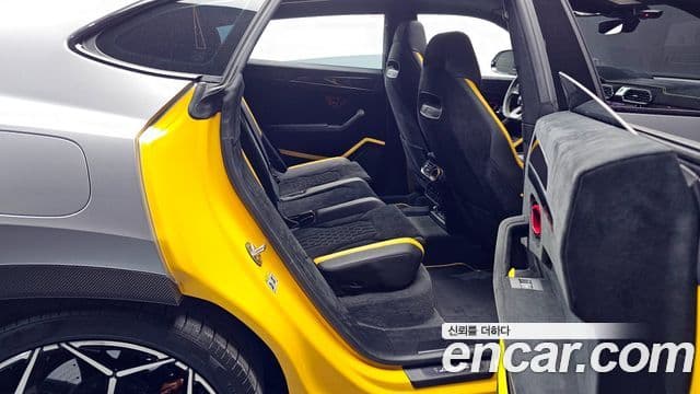 Lamborghini Urus 4.0 V8 Performante, 2024 12